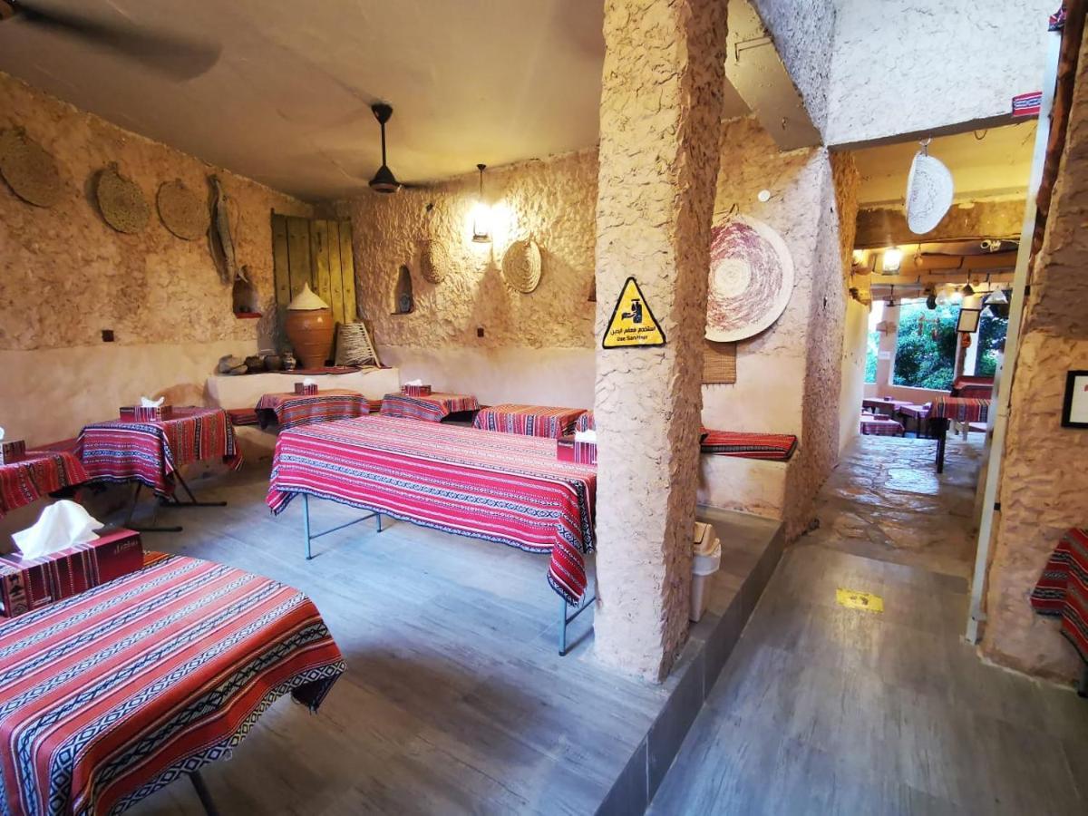 Misfah Old House Hotel Exterior photo