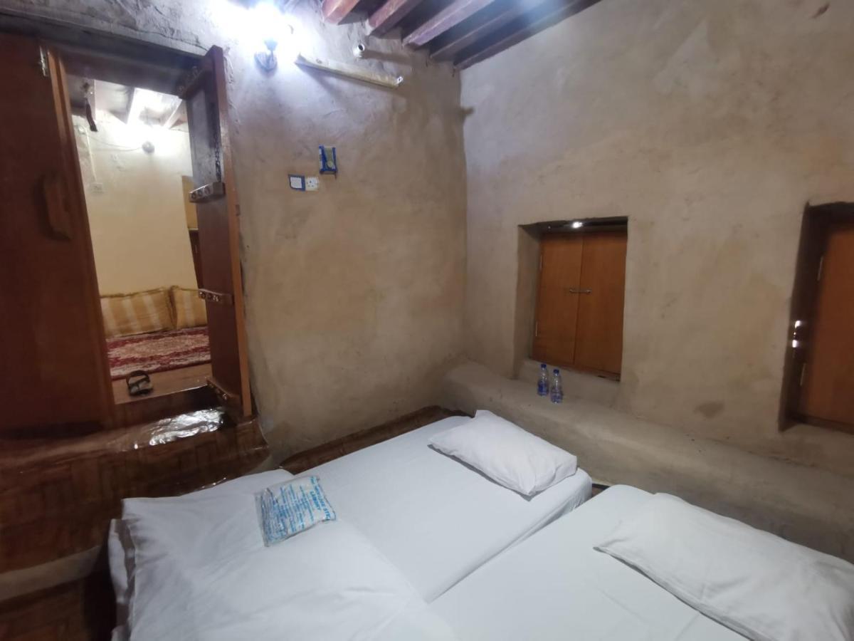 Misfah Old House Hotel Exterior photo